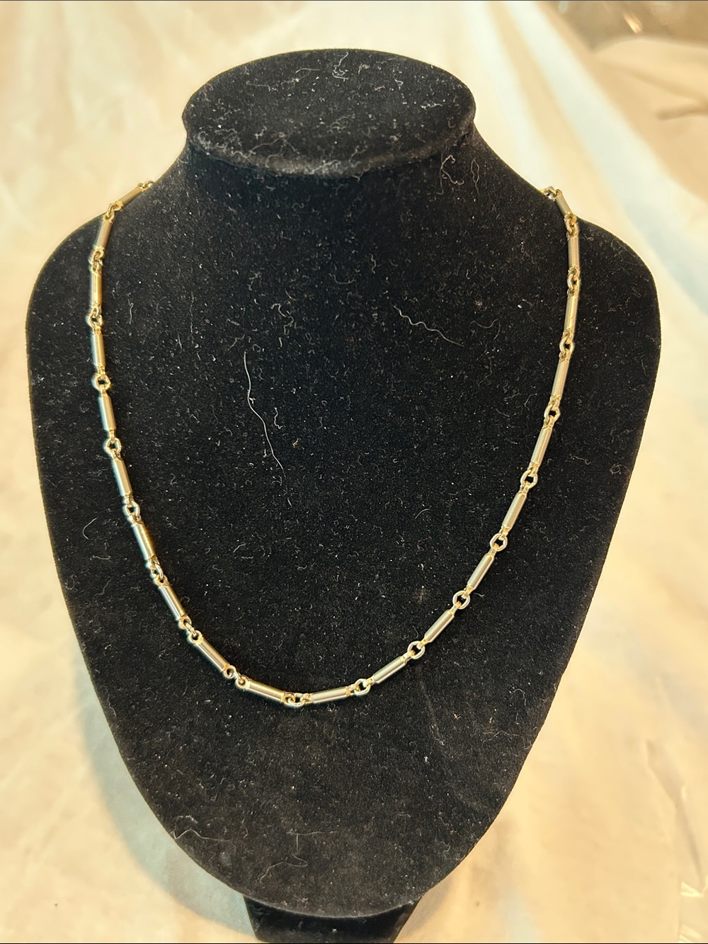 Gold Link Tube Necklace - Women's Classic Chain
